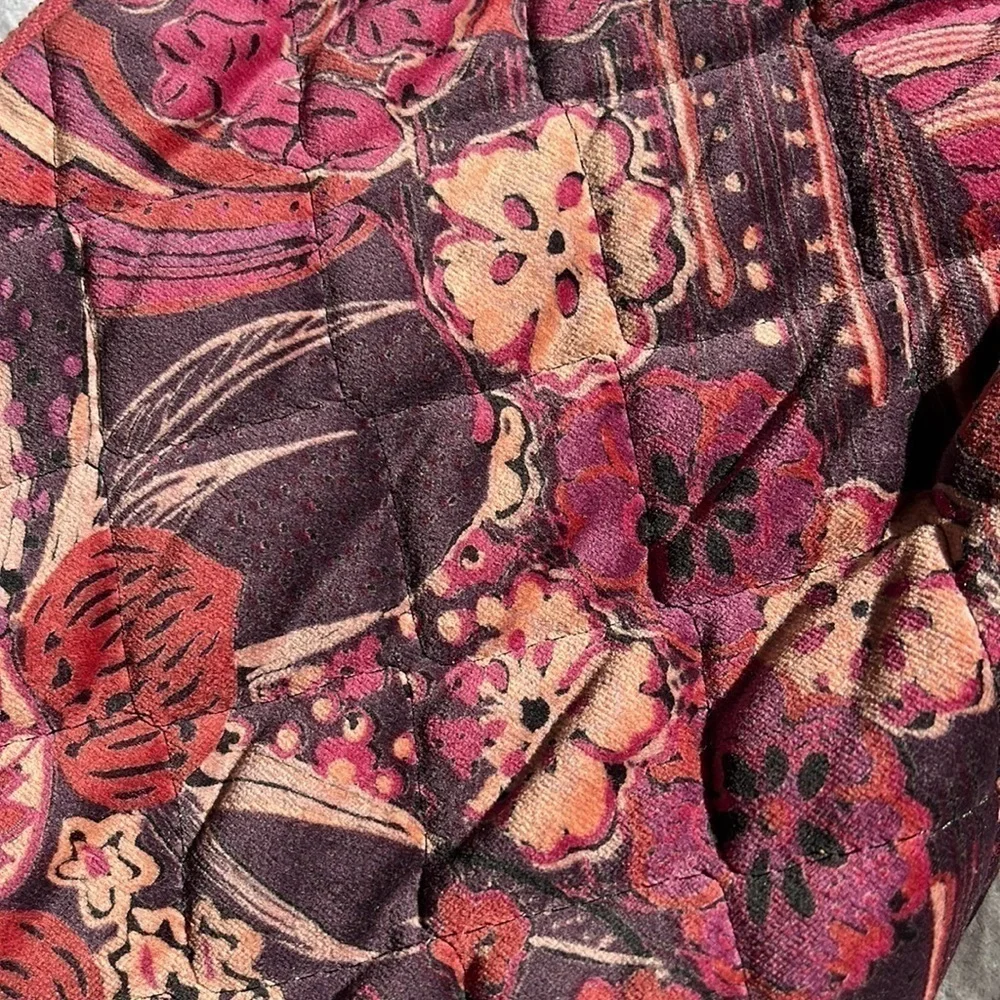 Vintage Deadstock Celebrity Pink/Red Velvet Floral Zip Up Cosmetic Travel Case